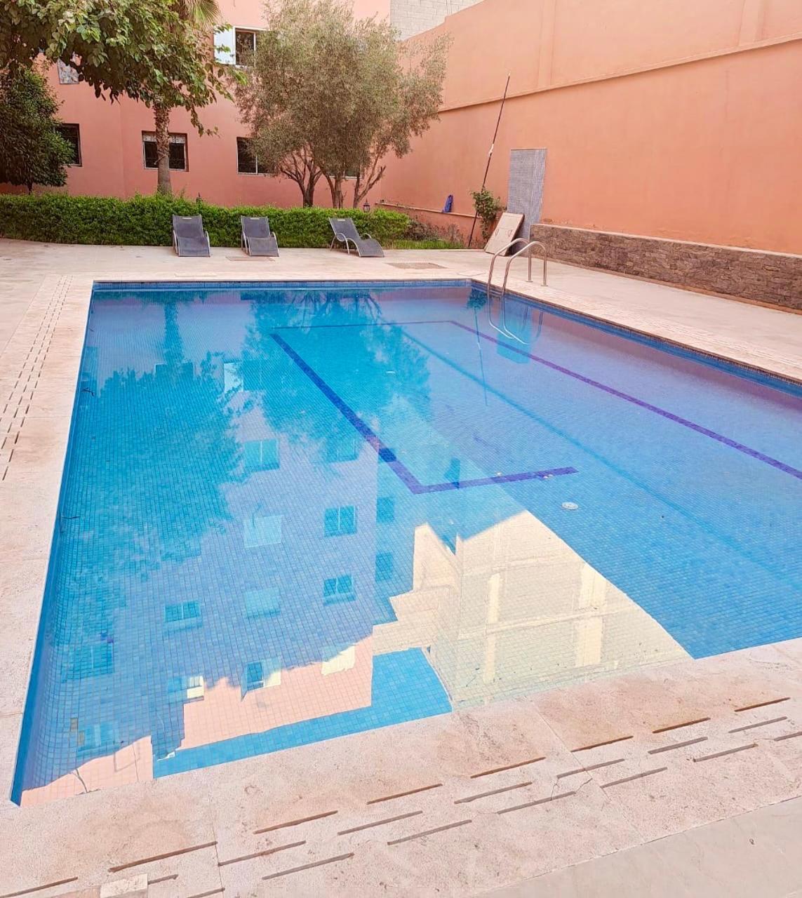 5 Minutes De La Gare Et Centre Ville Piscine Parking Marrakesh Bagian luar foto
